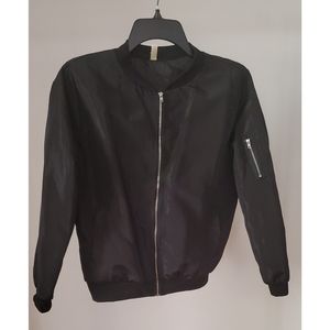 New without tag bomber jacket
